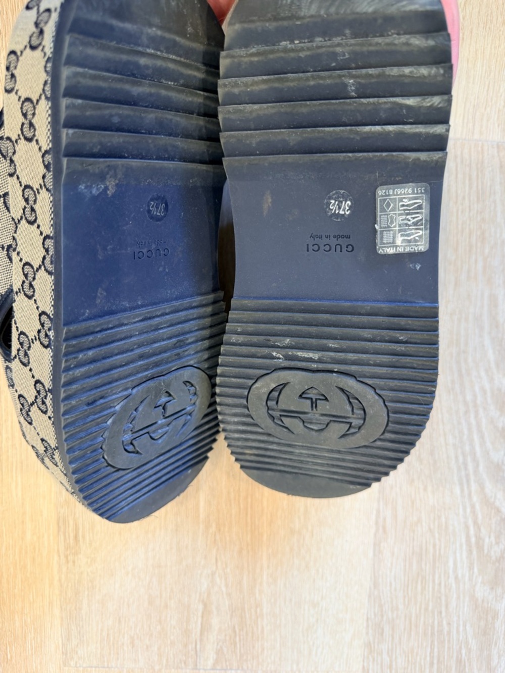Gucci Beige Canvas GG Cross-Strap Slides with Navy Trim - Picture 6 of 6